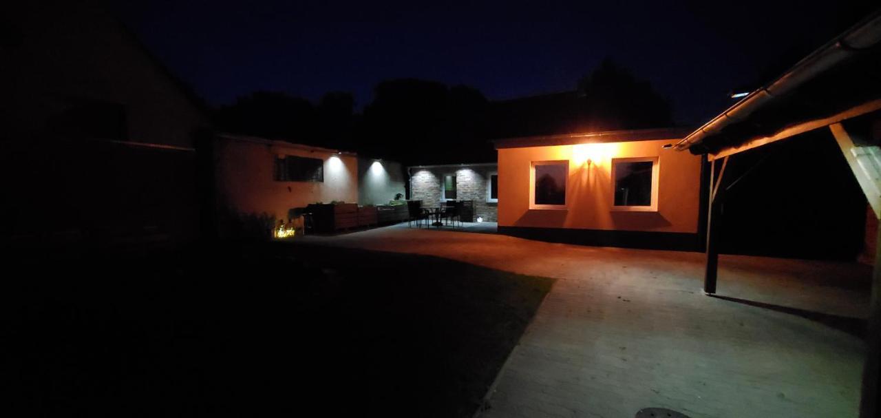 Haus Oderbruch Villa Neulewin Exteriör bild